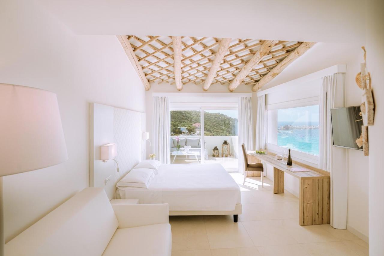 Hotel Moresco Santa Teresa Gallura Dış mekan fotoğraf